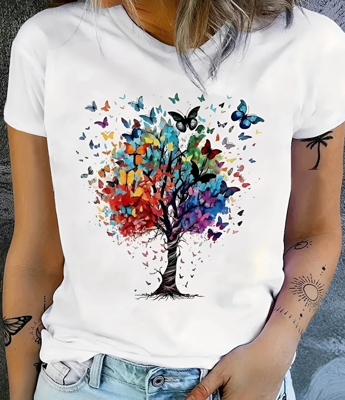 Sofia - Eleganta blommiga T-shirten för kvinnor