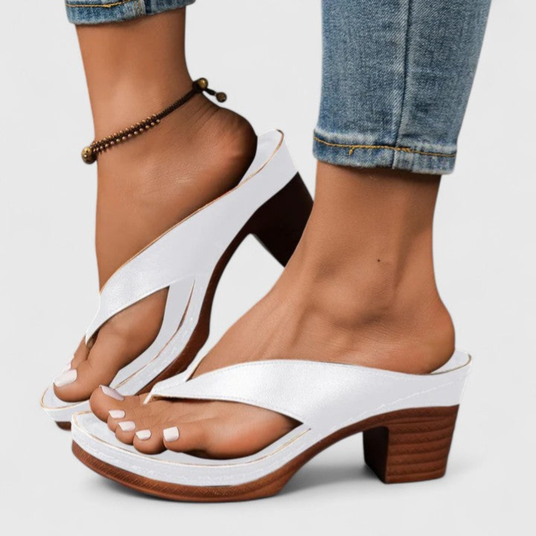 Luna | Trendiga Chunky Klacksandaler för Kvinnor