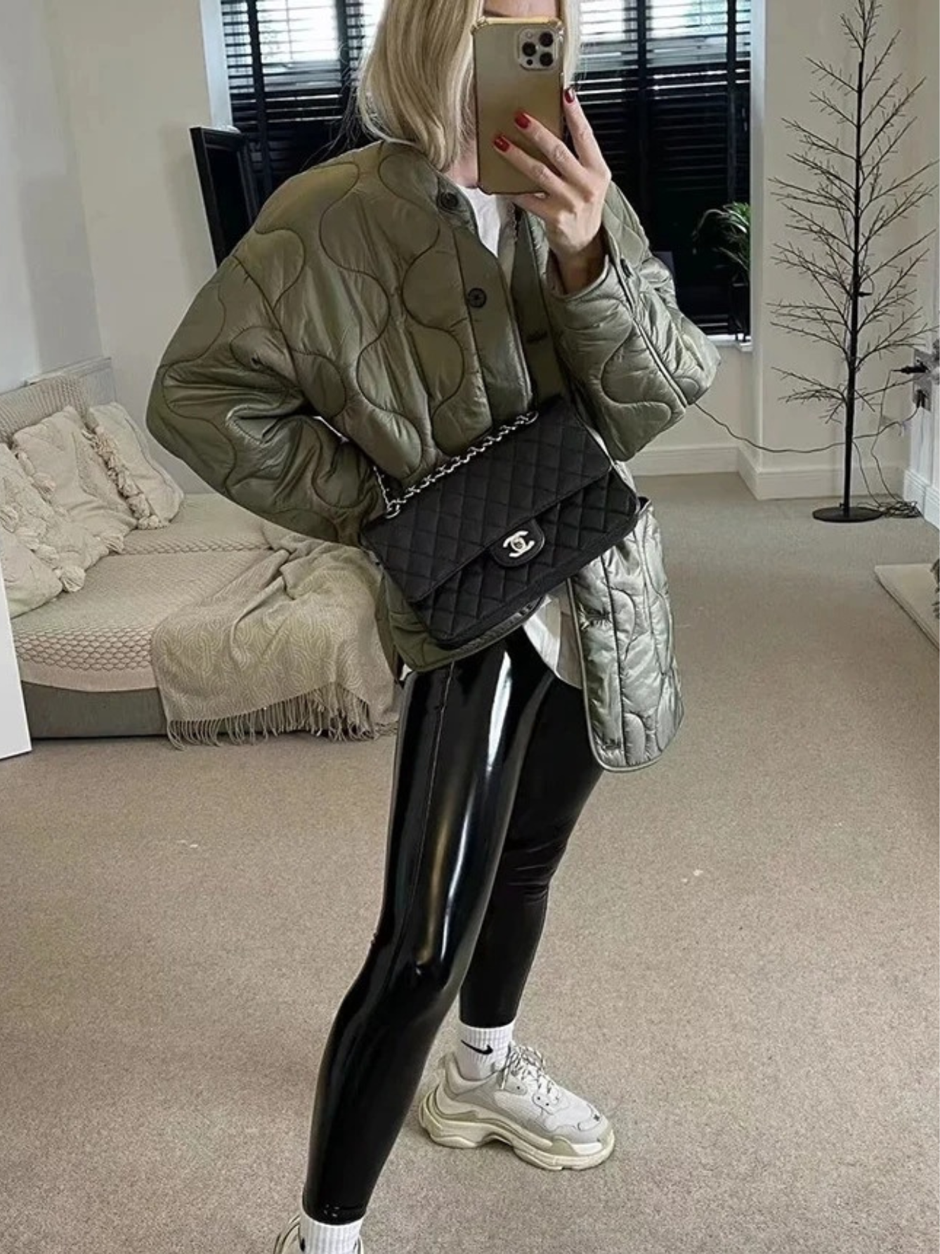 Elegant Damejakke med Steppmønster for Komfort og Stil