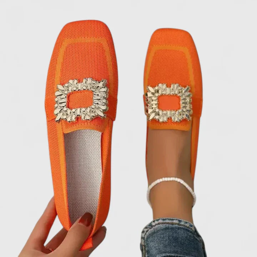 Nora | Elegant Slip-On Loafers med Smyckesdetaljer