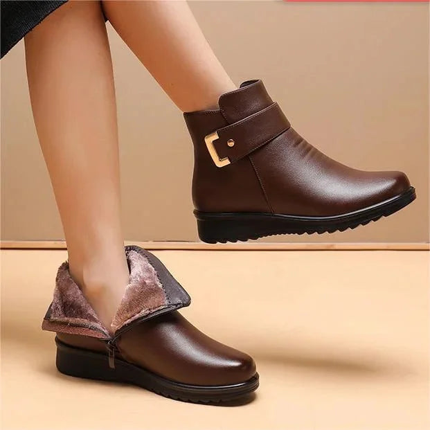 Mira | Elegant Damen Stiefel med Detaljer och Värmande Foder