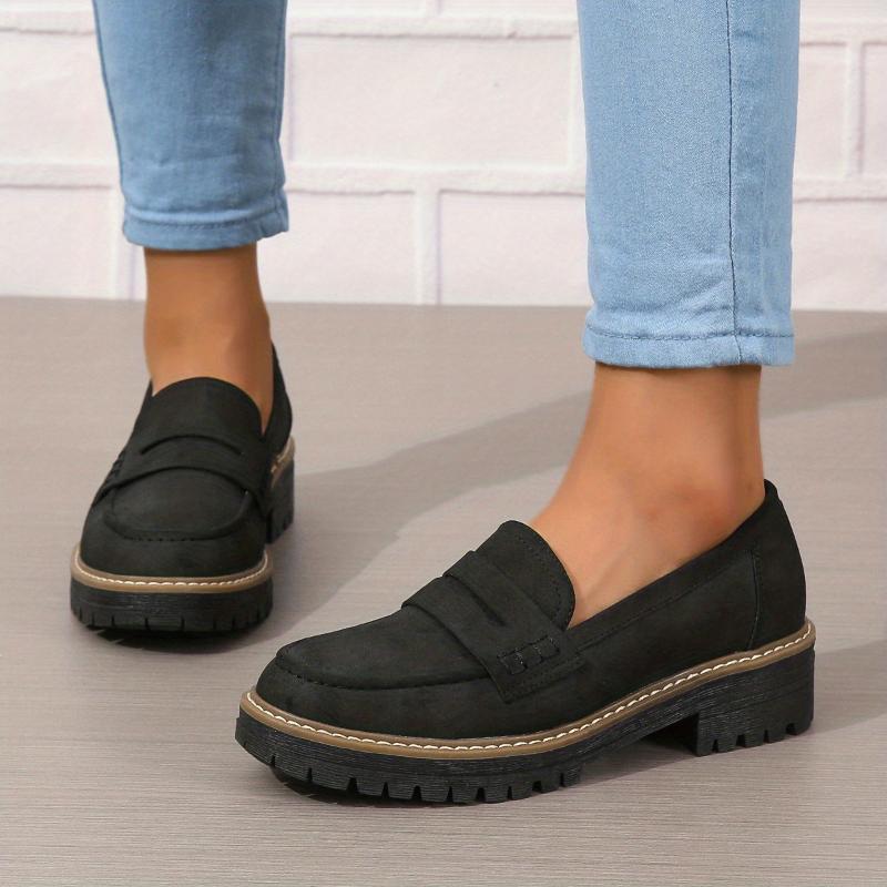 Stella – Eleganta Loafers med Distinkt Sula