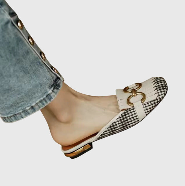 Eleganta slip-on-sandaler för dam med trendigt spänne