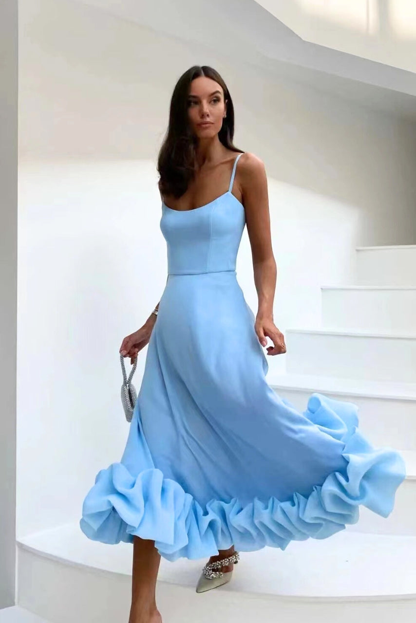 Florabella | Elegant klänning för bröllopsgäster med volangfåll