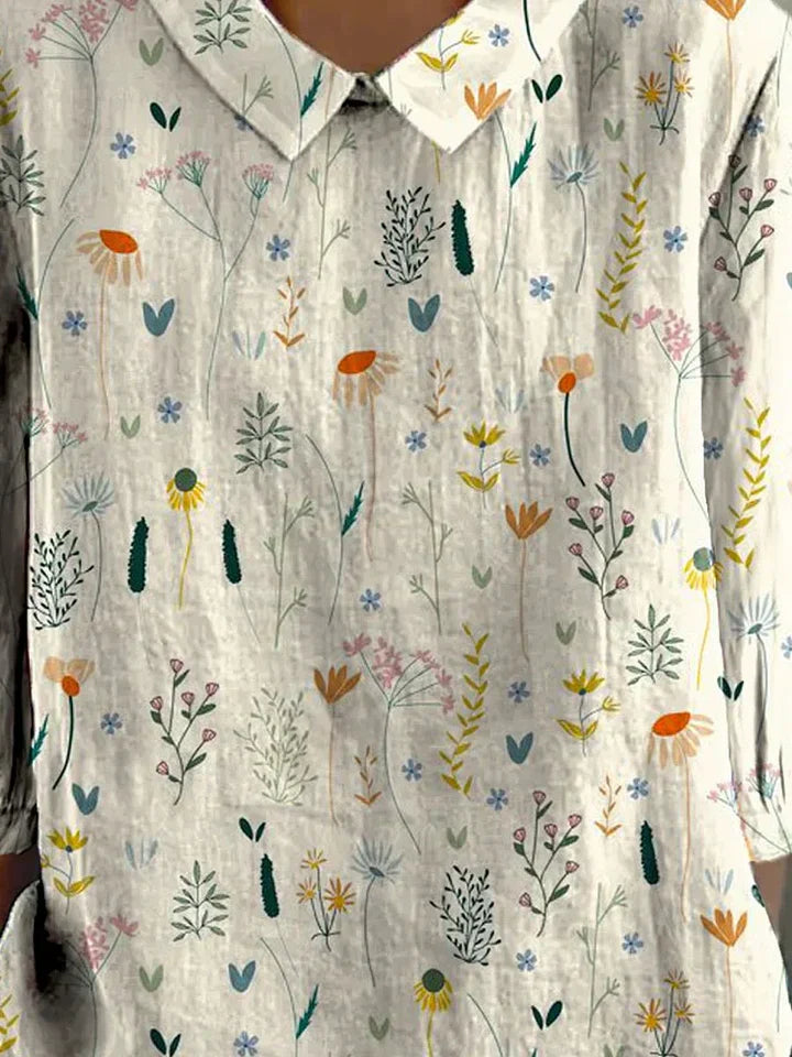 Florals och elegans – blommönstrad blus för kvinnor