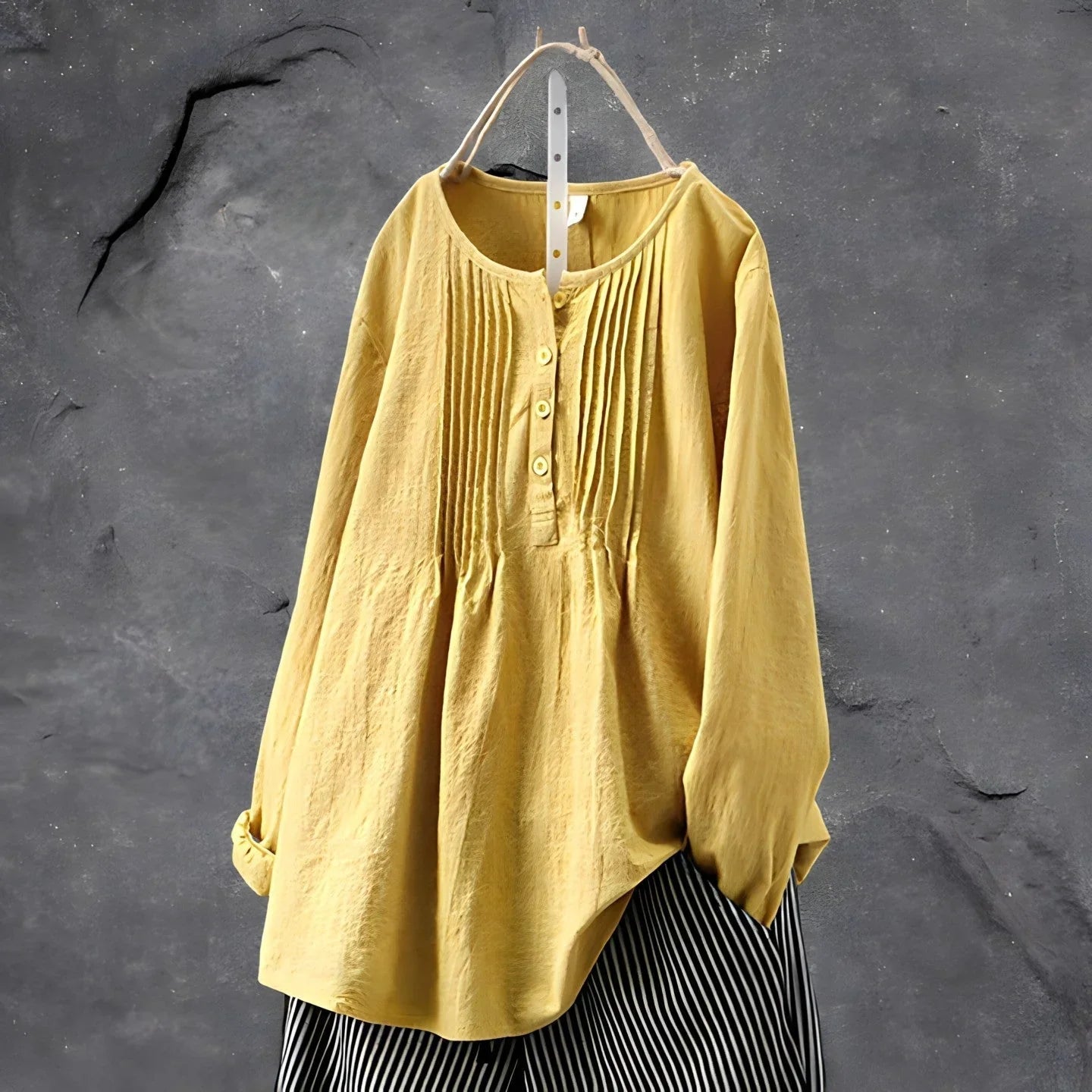 Elegant Blus med Fina Draperingar för Kvinnor
