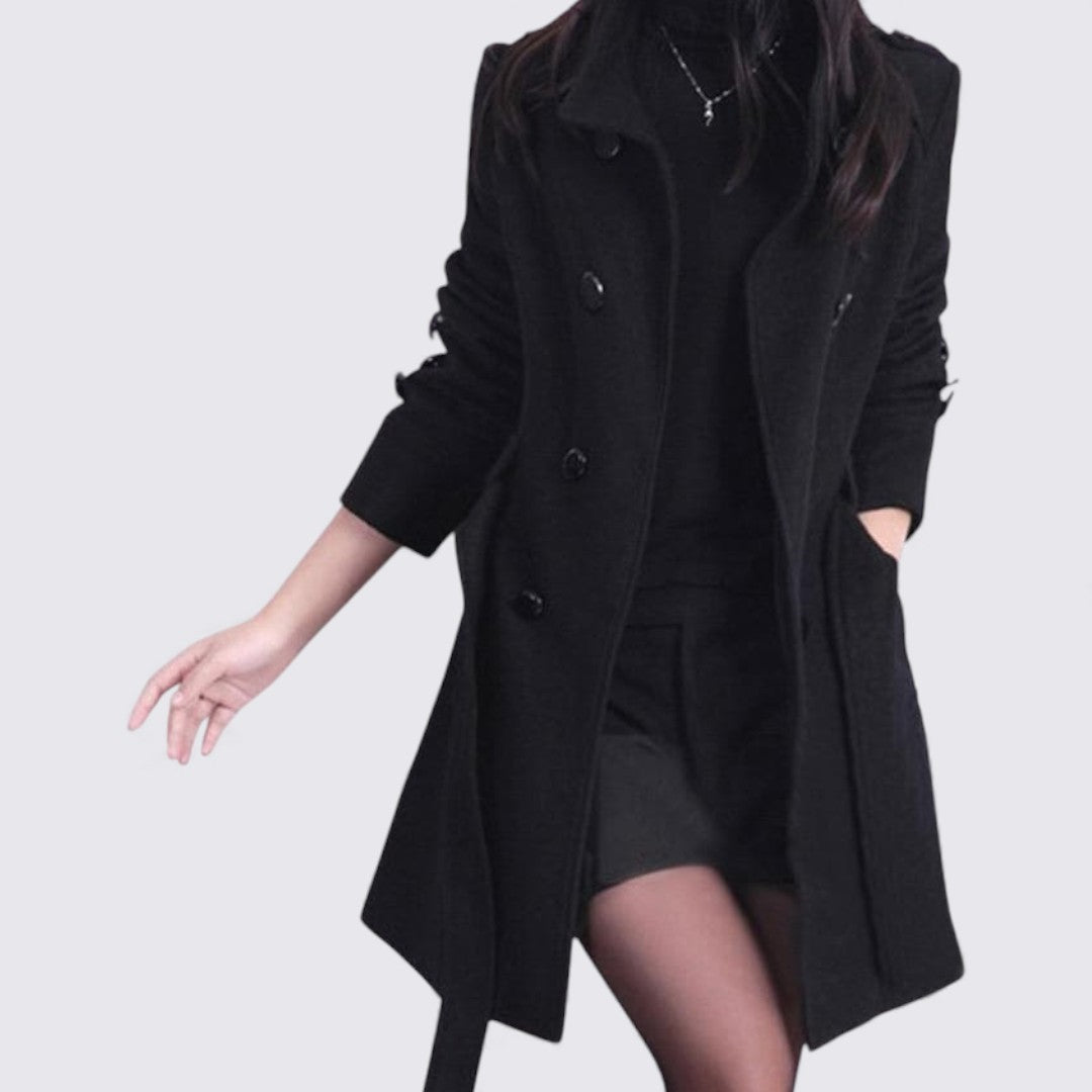 Damejakke med knaplukning – Knælængde – Taljeret snit