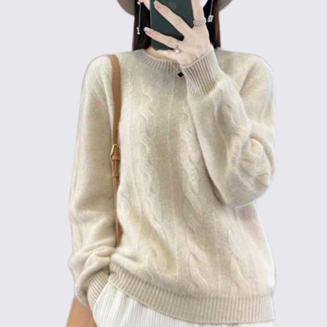 Dame sweater med flettemønster – Strik sweater – Rund halsudskæring