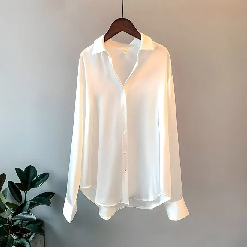 Evelina | Elegant Knappblus för Våren