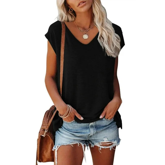 Elysia | Trendigt V-ringad T-shirt för en avslappnad sommar