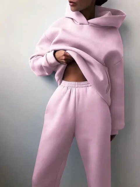 Snyggt oversized set med huvtröja och byxor