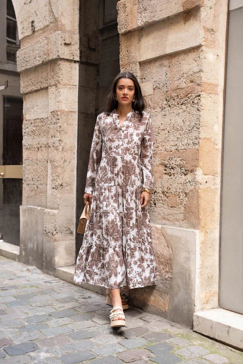 Blomstrande Maxi Klänning – Romantisk Boho-Estetik