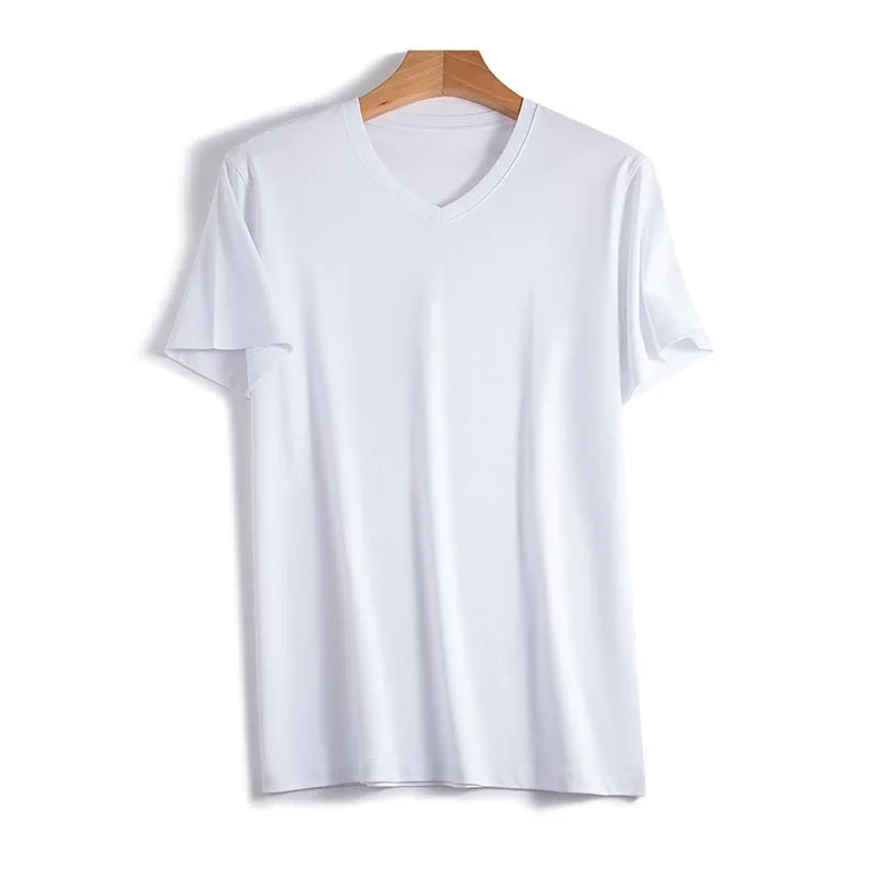LuxeSilk | Halvärmad T-shirt för en elegant stil