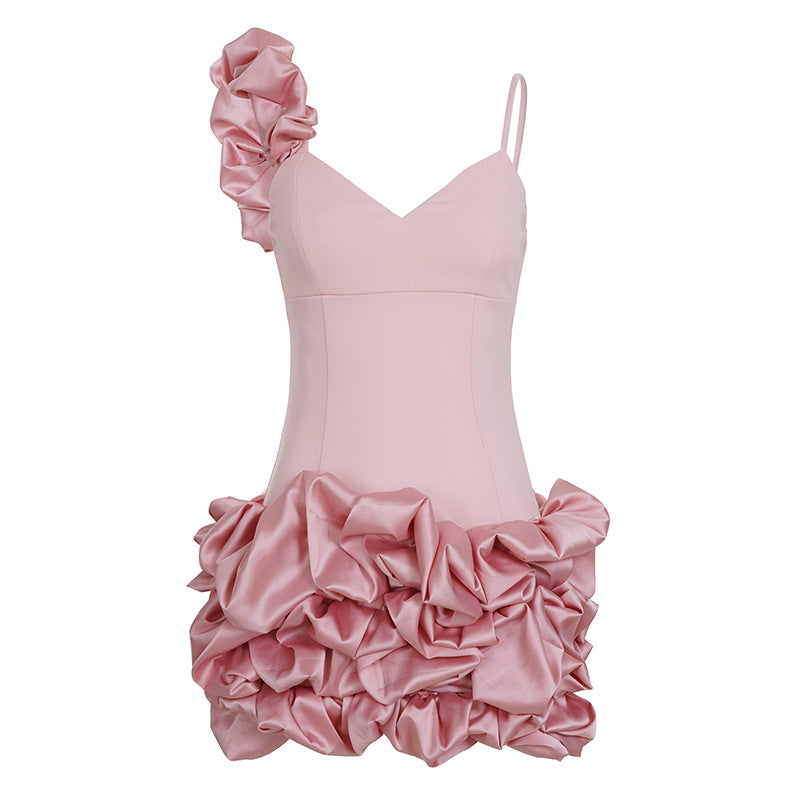 Fascinerande Minikjol med voluminösa detaljer och off-shoulder-design