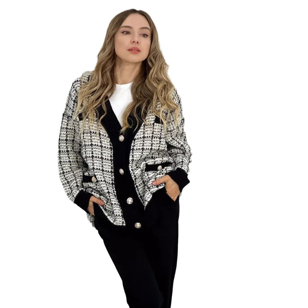 Elegant Boucléstickad Jacka med Unika Detaljer