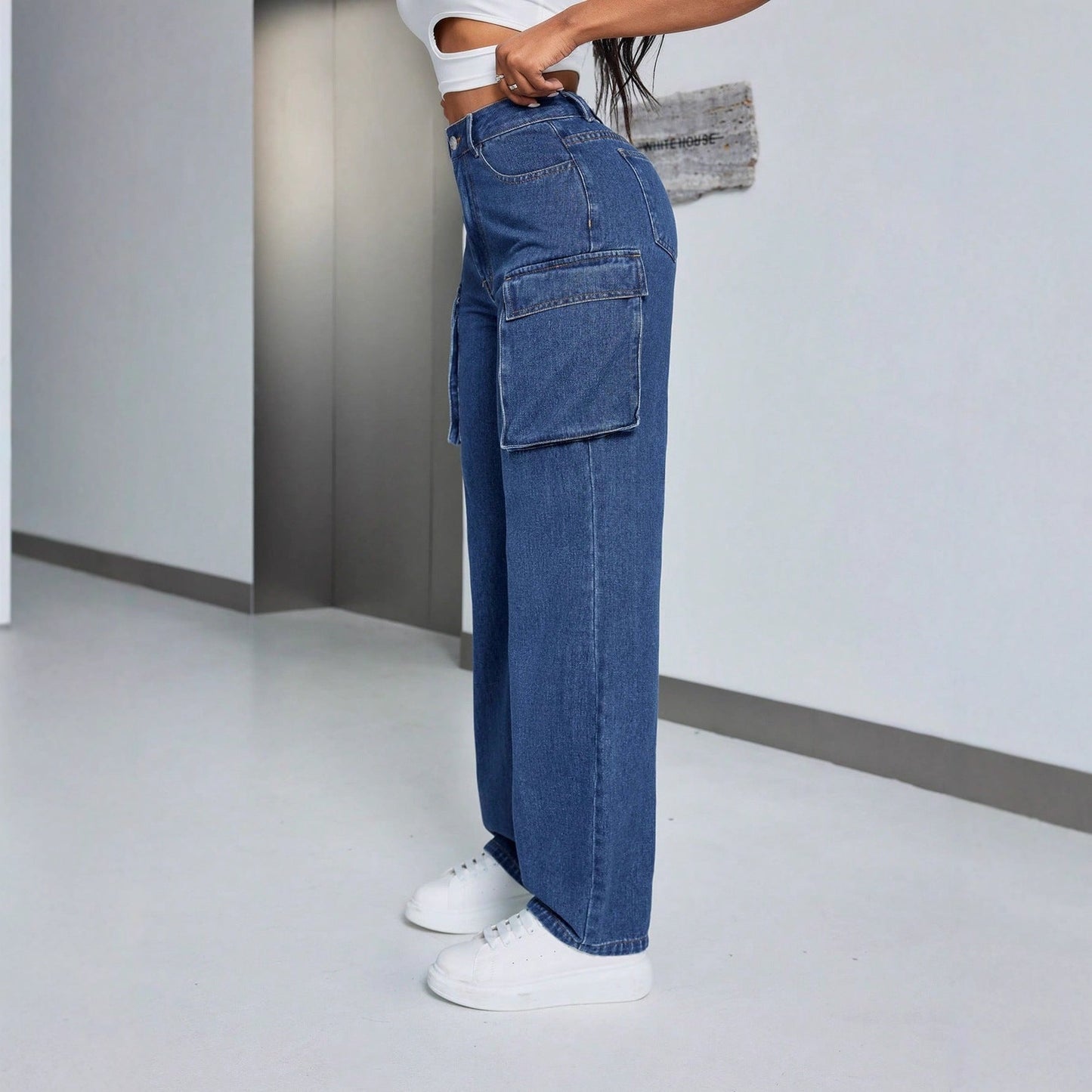 Moderne Cargo-Jeans med højt liv og praktiske lommer