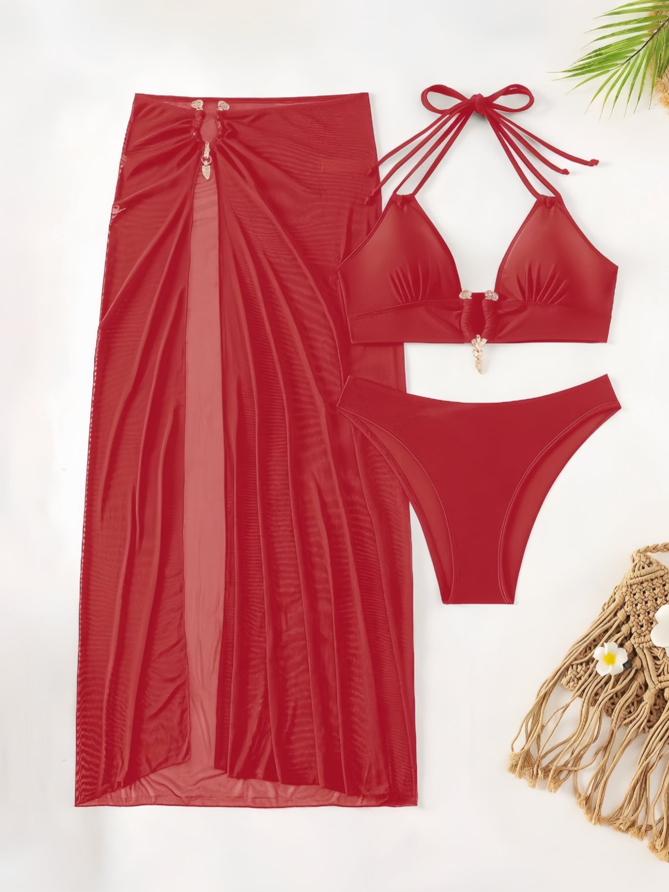 Stilrent Bikiniset med Chic Wrapkjol och Fina Detaljer