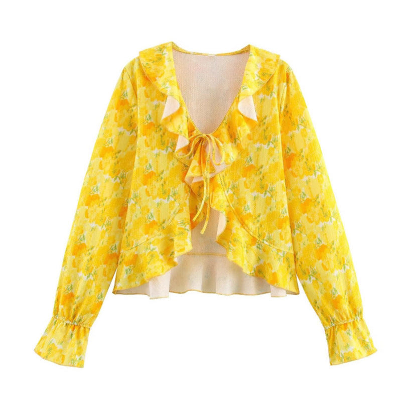 Feminine Bluse med Flotte Rynkedetaljer og Blomsterprint