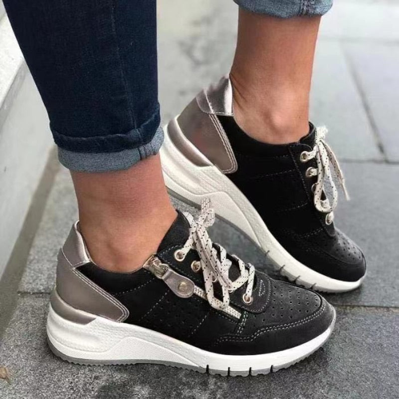 Stiliga Sneakers för Kvinnor med Rund Tå och Snörning
