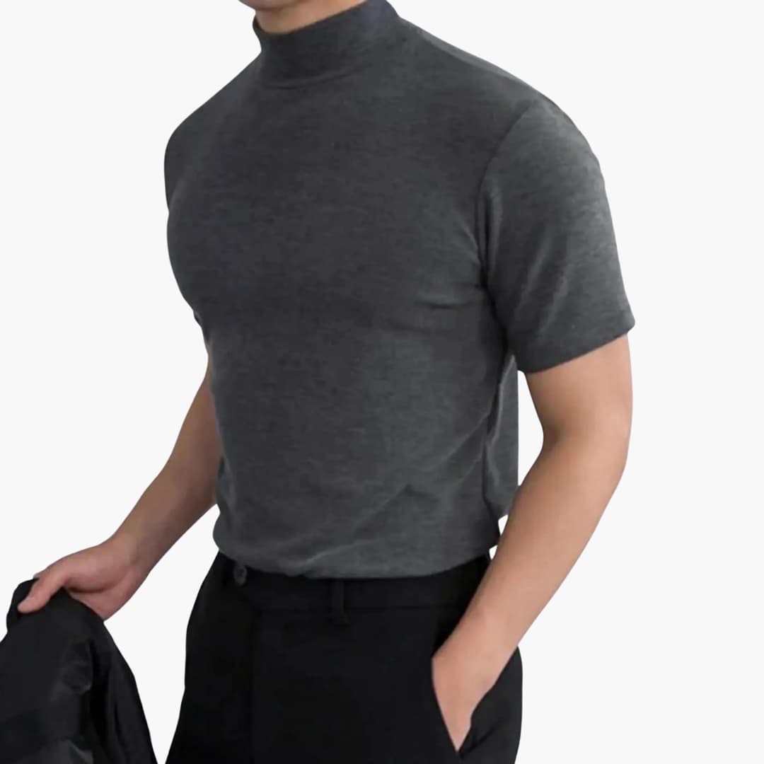 Herr T-shirt med Hög Krage – Oskar Modell