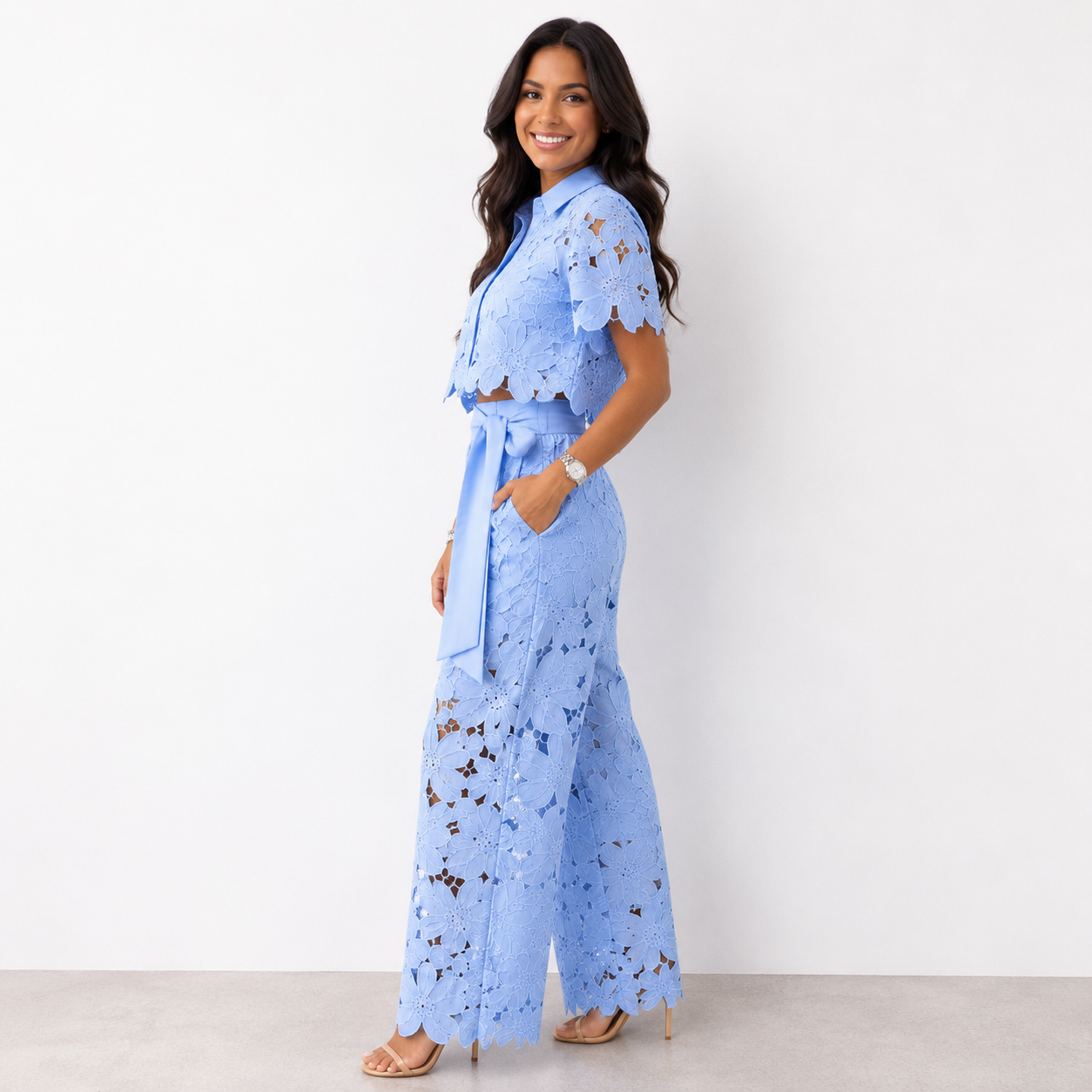 Feminint Set med Eleganta Palazzo-byxor och Spetsdetaljer