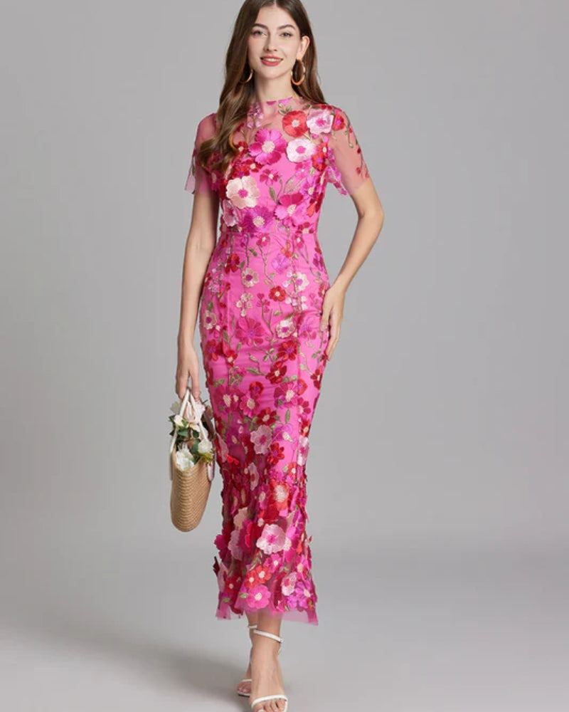 Aftenkjole Damer – Lang kjole med blomstret design til særlige anledninger