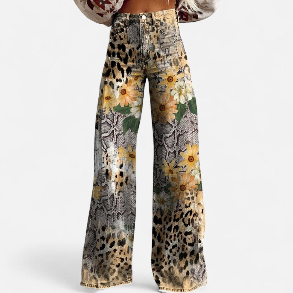 Bredskårne jeans med blomsterprint til kvinder