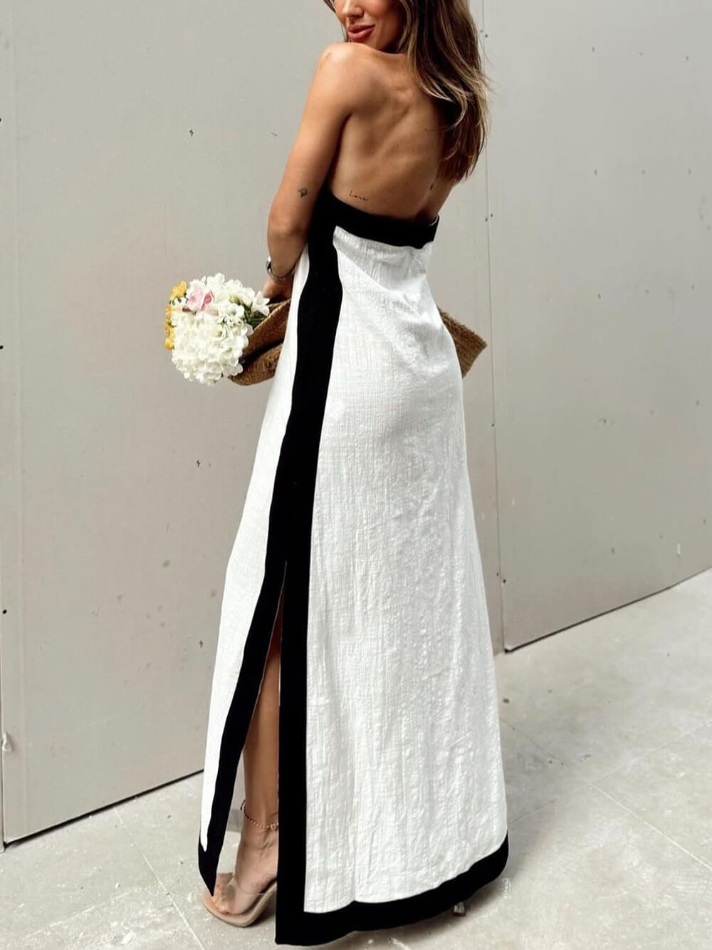 Elegance Maxikjole med Halterneck og Slids