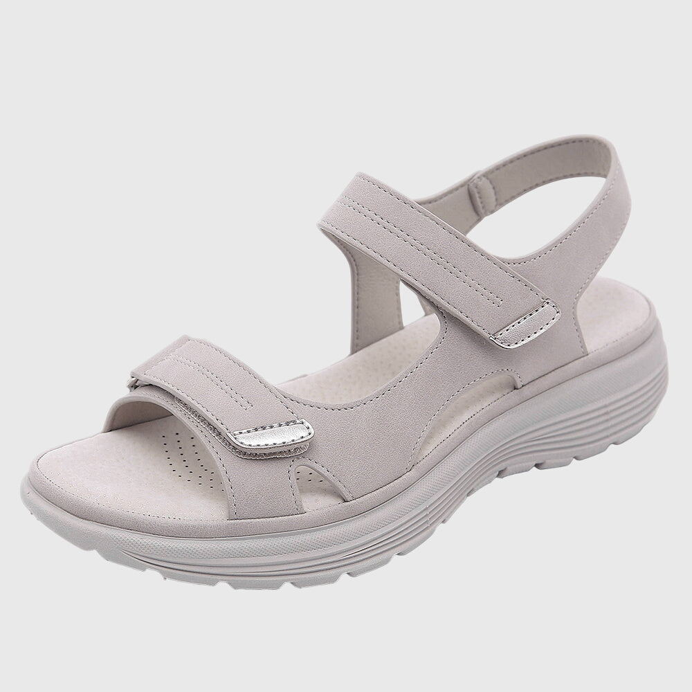 Aurelia | Eleganta sandaler med öppen tå och justerbart band