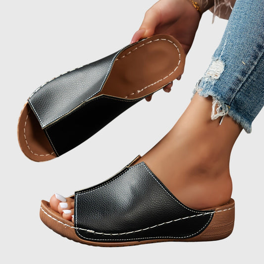 Strålande Elegans | Slip-on kilklackssandaler för dam
