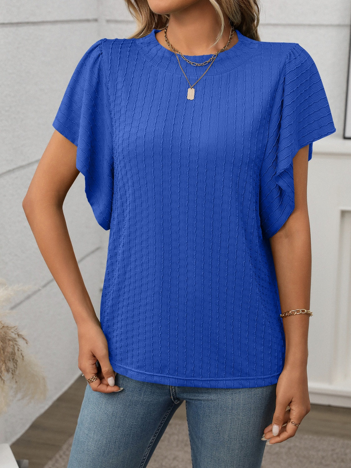 Elegant T-Shirt med Rund Hals og Lette Ærmer