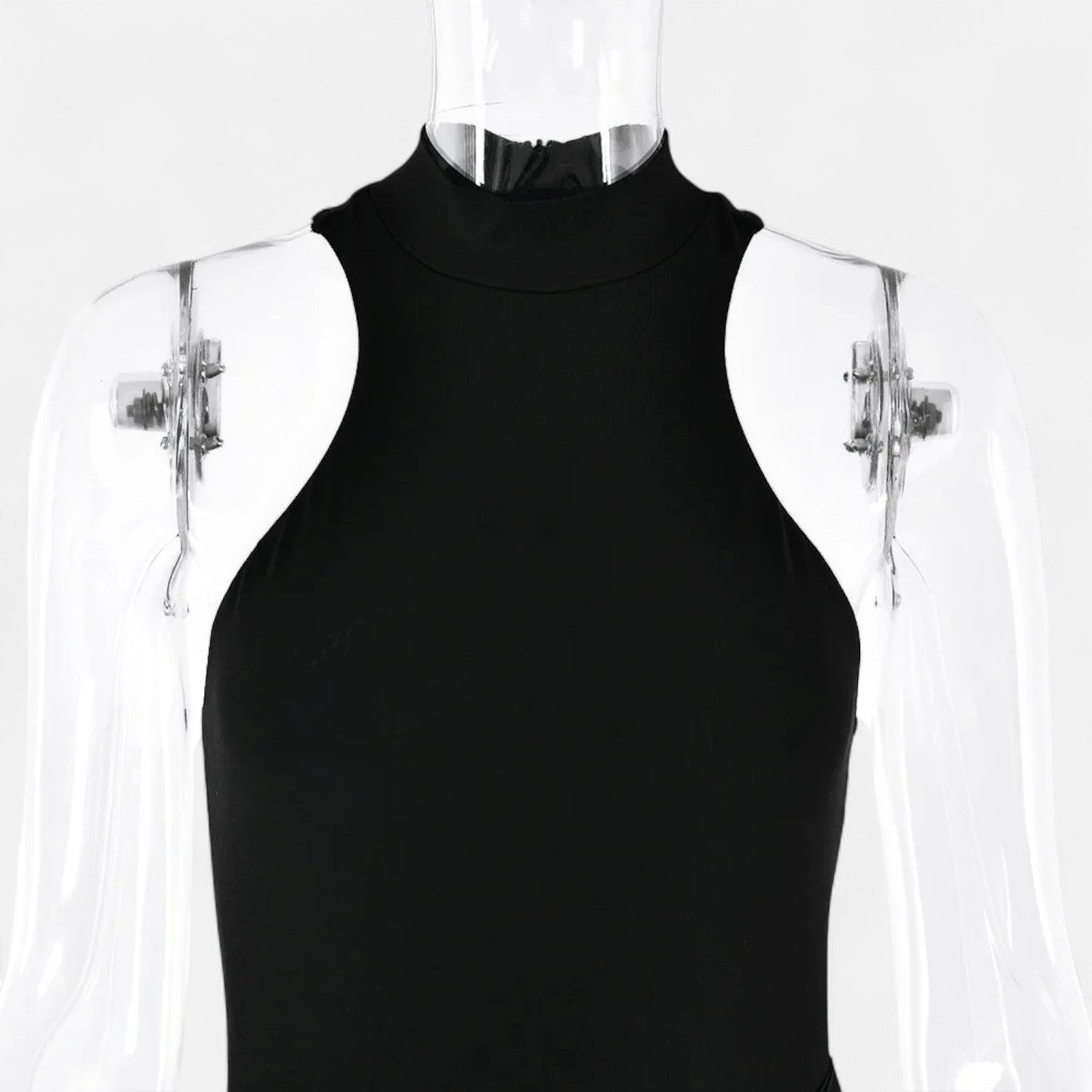 Astrid | Maxiklänning med Cut-Out och Halterneck