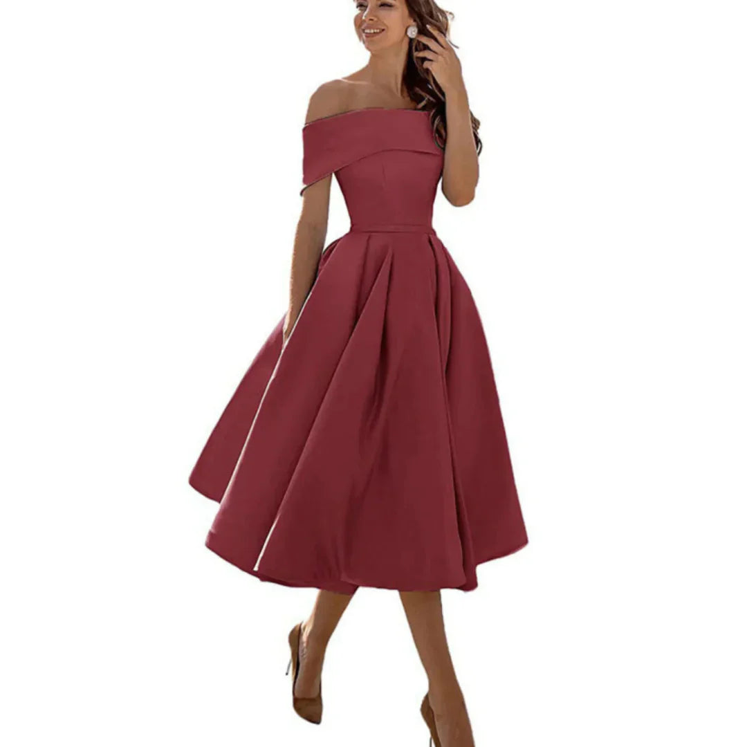 Elegant Off Shoulder Midiklänning i Inga Stil