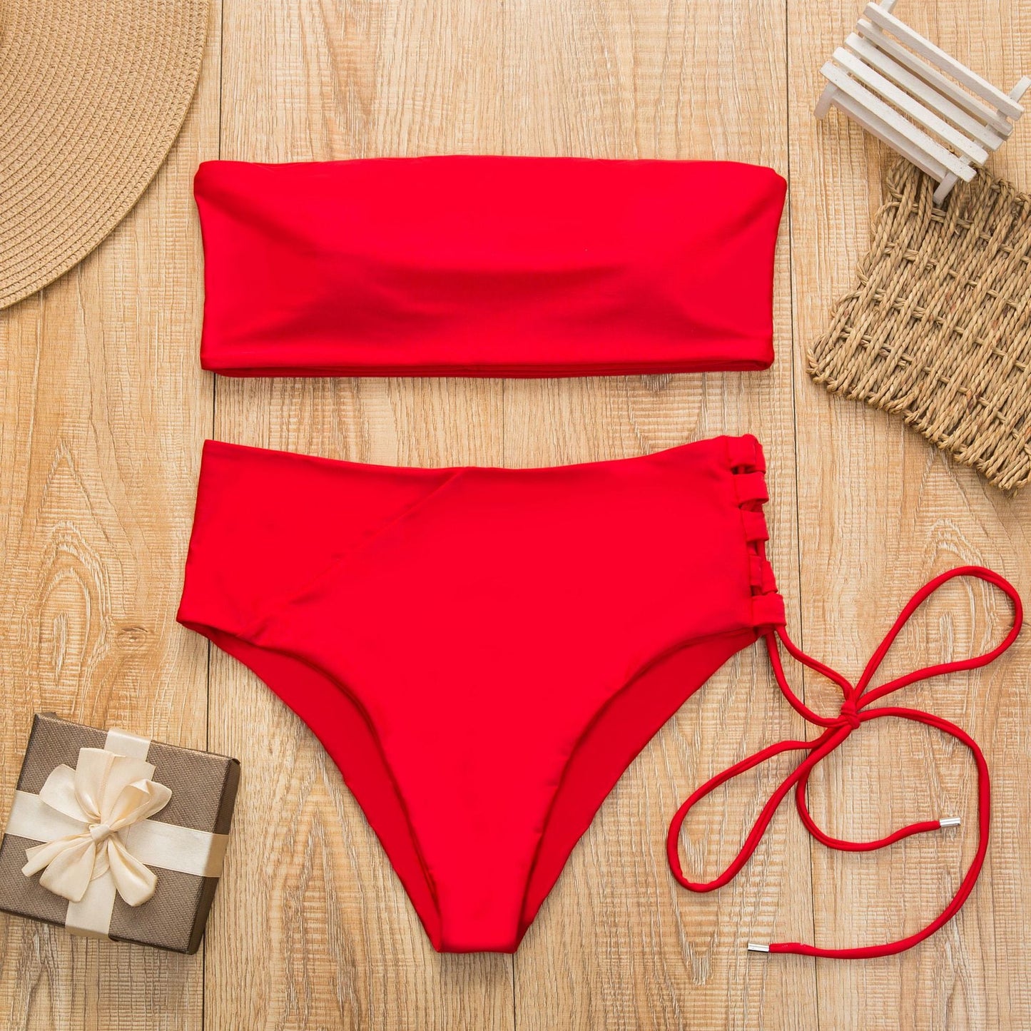 Elegant Bandeau-Bikini med Hög Midja för Stilmedvetna