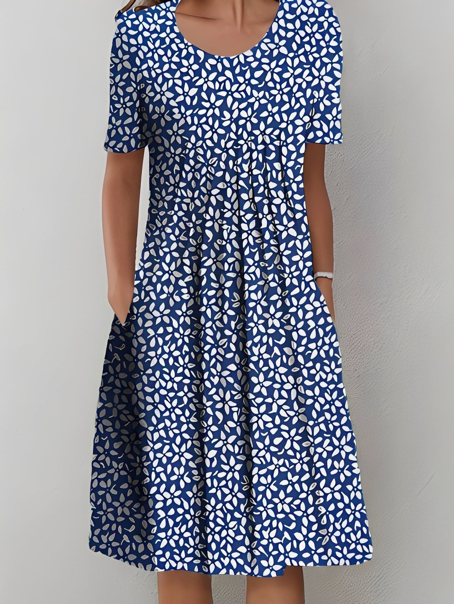 Ella - Eleganta klänningen med unik design för varje tillfälle