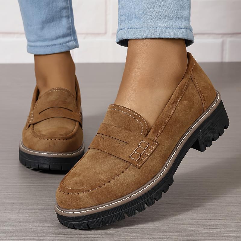 Stella – Eleganta Loafers med Distinkt Sula