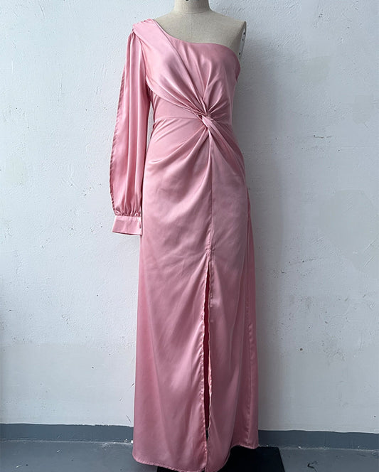 Sofia - Chic One-Shoulder-Klänning med Slits