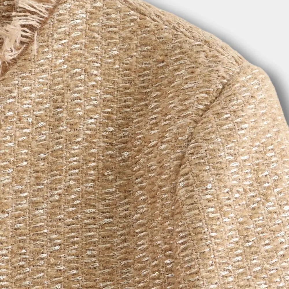 Ariane | Overgangsjakke med klaplommer og struktureret look til kvinder