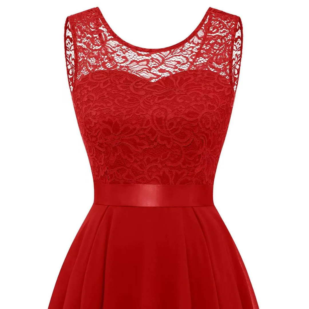 Vibrant | Elegant Midi-Klänning med Asymmetrisk Design