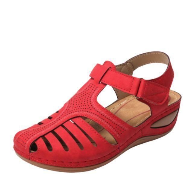 Skulpturerade Läder Sandaler med Ankelsnodd