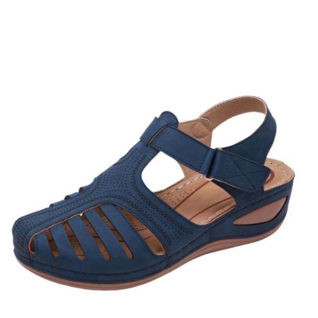 Skulpturerade Läder Sandaler med Ankelsnodd