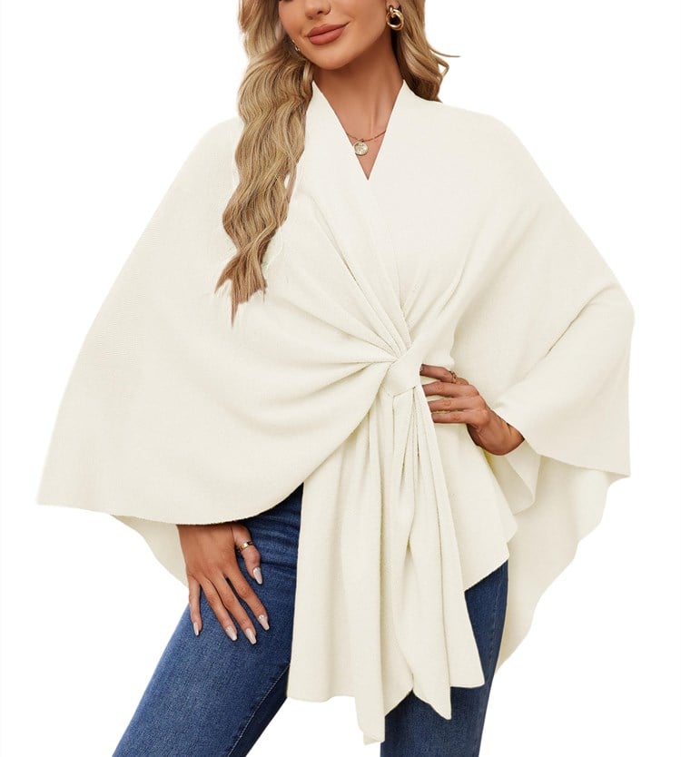 Luksuriøs og stilfuld poncho-sjal til elegant lag-på-lag
