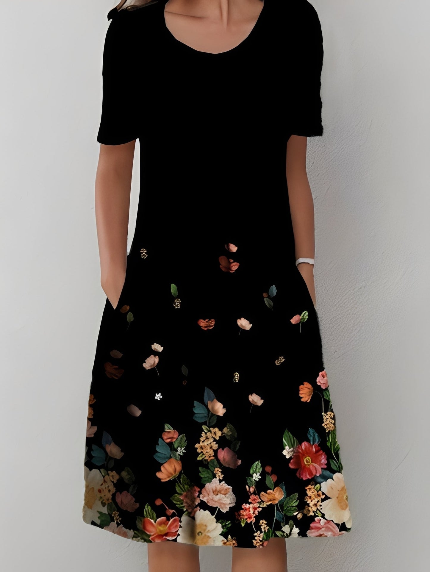Ella - Eleganta klänningen med unik design för varje tillfälle