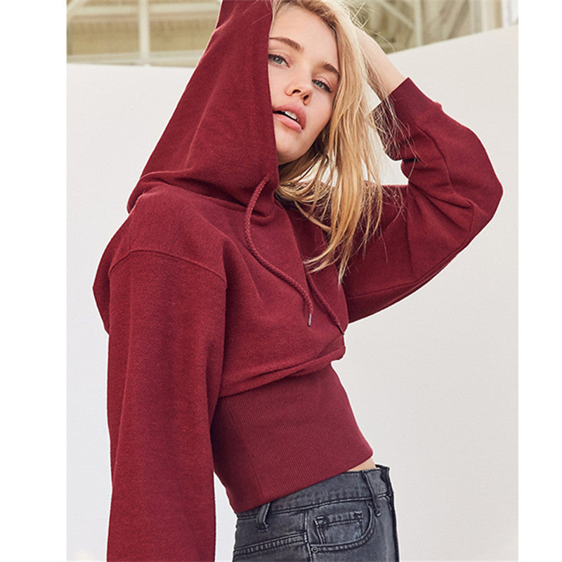 Klassisk croppad huvtröja från UrbanChic