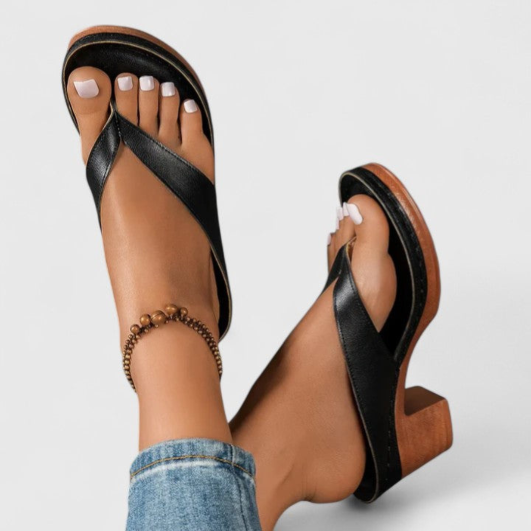Luna | Trendiga Chunky Klacksandaler för Kvinnor