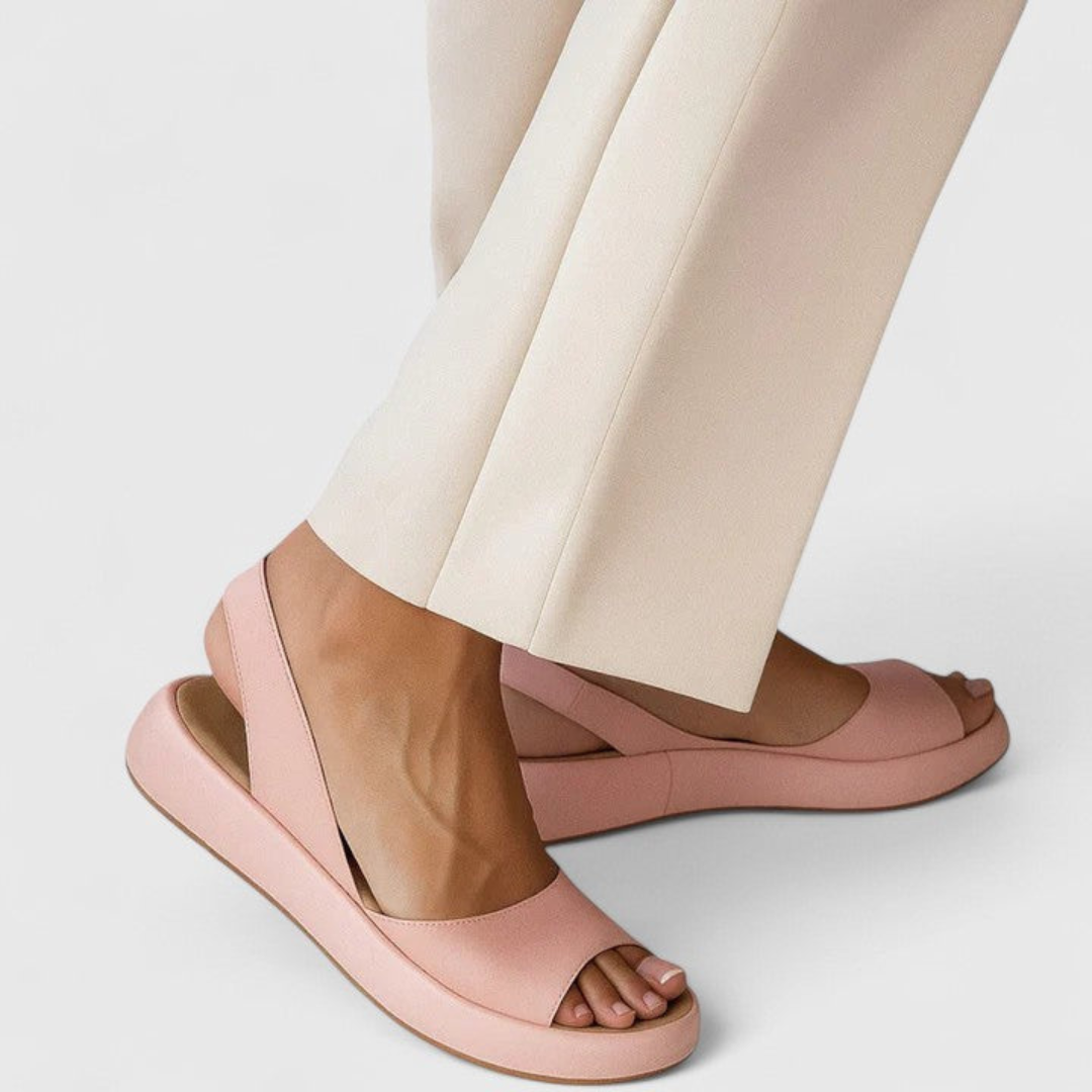 Astra | Trendiga platåslingbacksandaler för damer