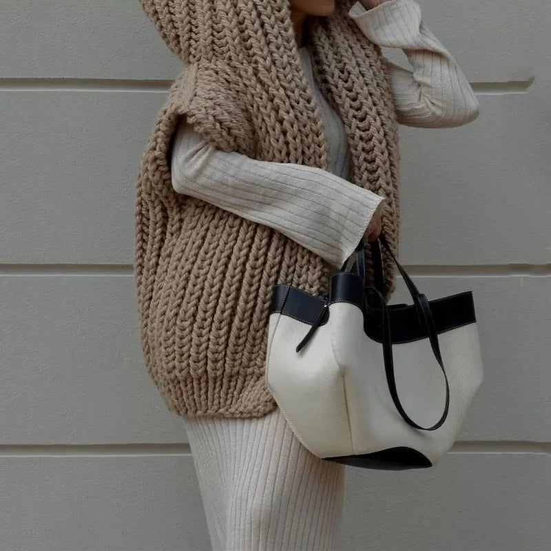 Lyxig Oversize Stickad Hoodie
