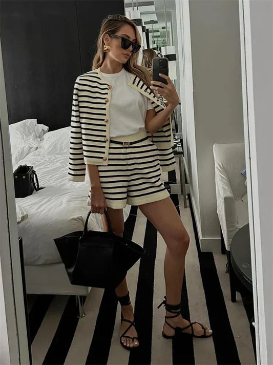 Stilfuldt Sommeroutfit til Kvinder - Elina