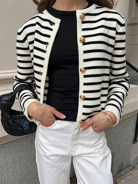 Stilfuldt Sommeroutfit til Kvinder - Elina
