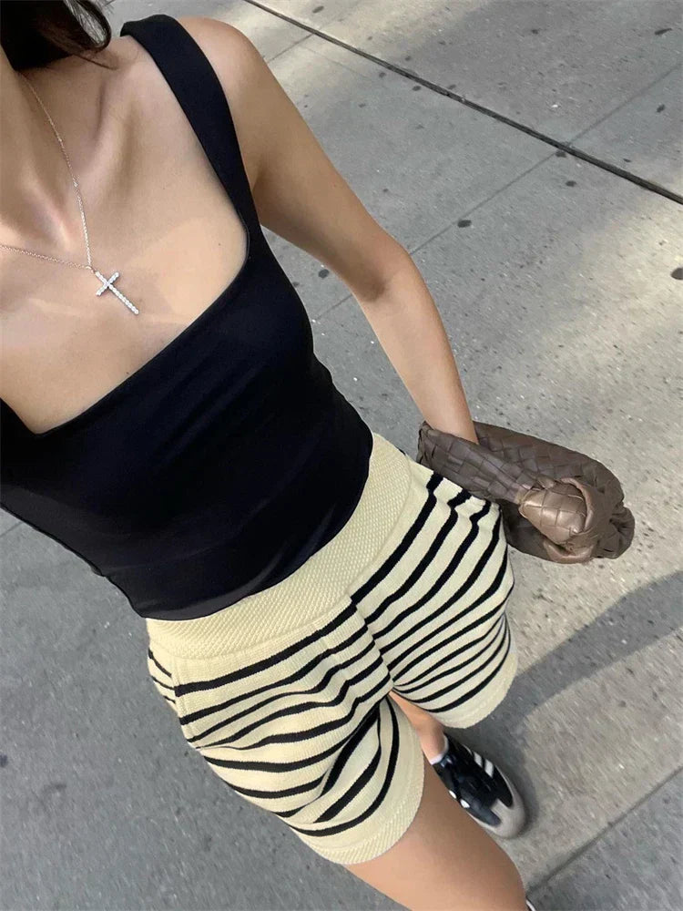 Stilfuldt Sommeroutfit til Kvinder - Elina